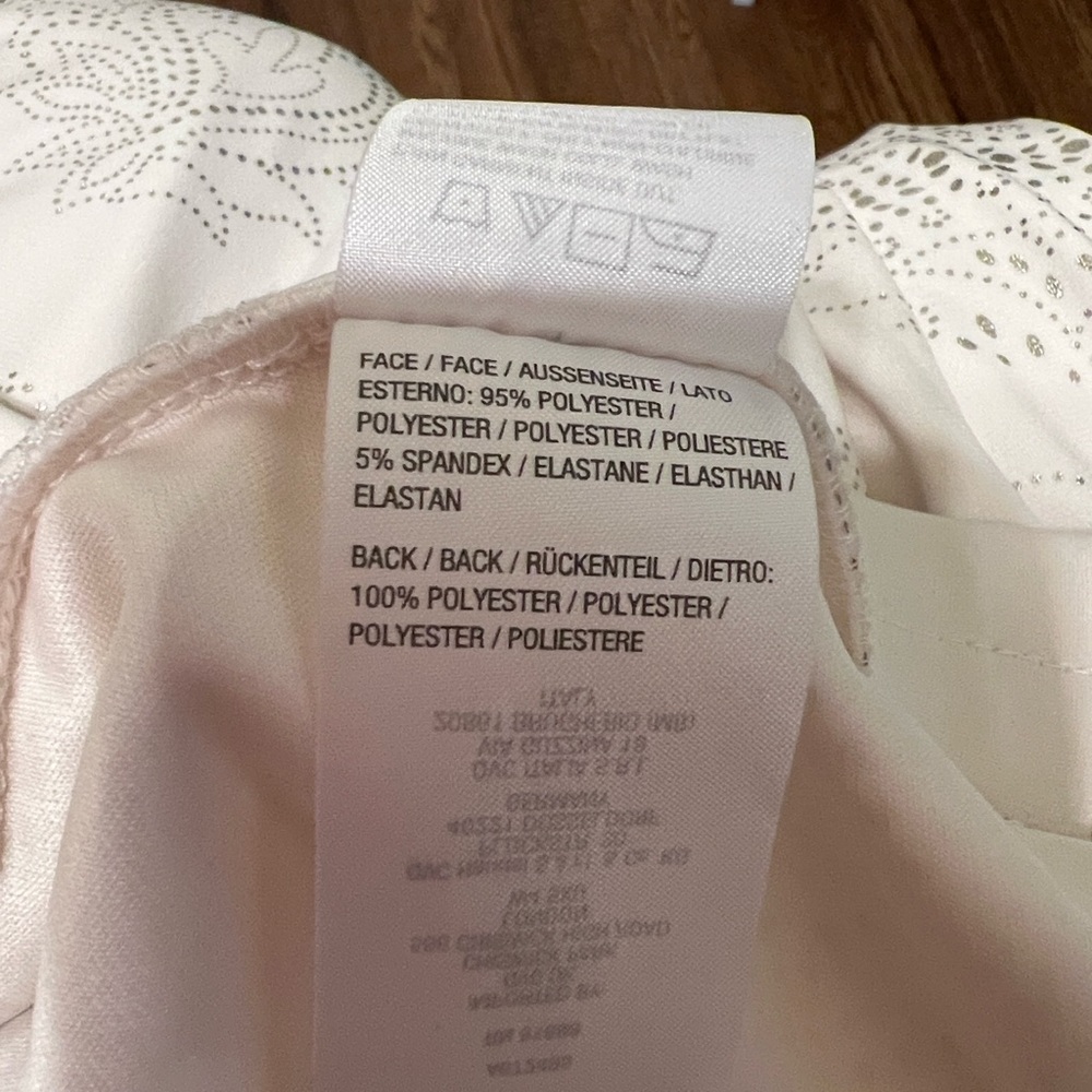 Susan Graver Lk fusion Cream bootcut metallic laser design  Pants - Picture 14 of 14